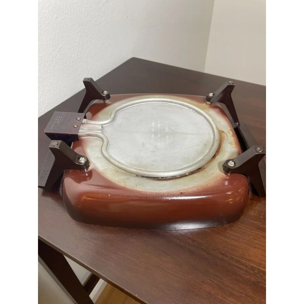 Vintage West Bend Electric Skillet With Lid & Sensa-Temp Heat Control 12" x 12" - Picture 4 of 9